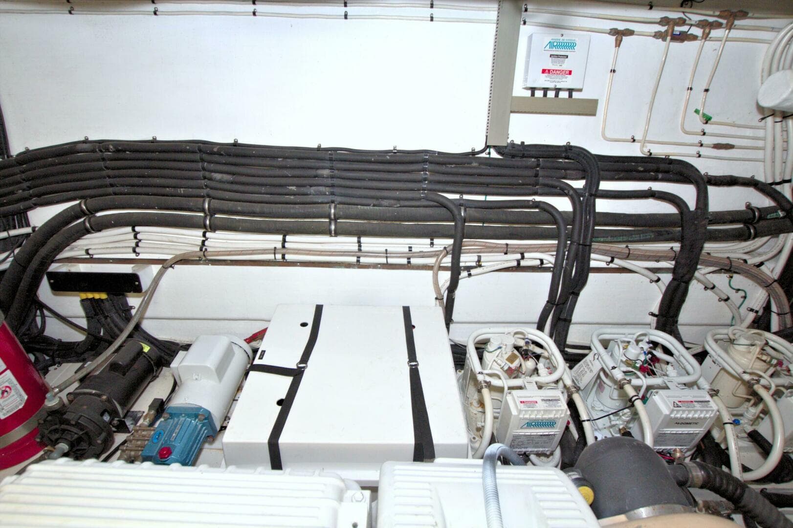 2015 Dyna Yachts 60 Pilothouse Motoryacht