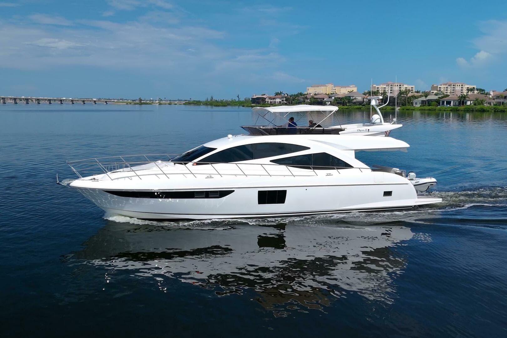 2015 Dyna Yachts 60 Pilothouse Motoryacht