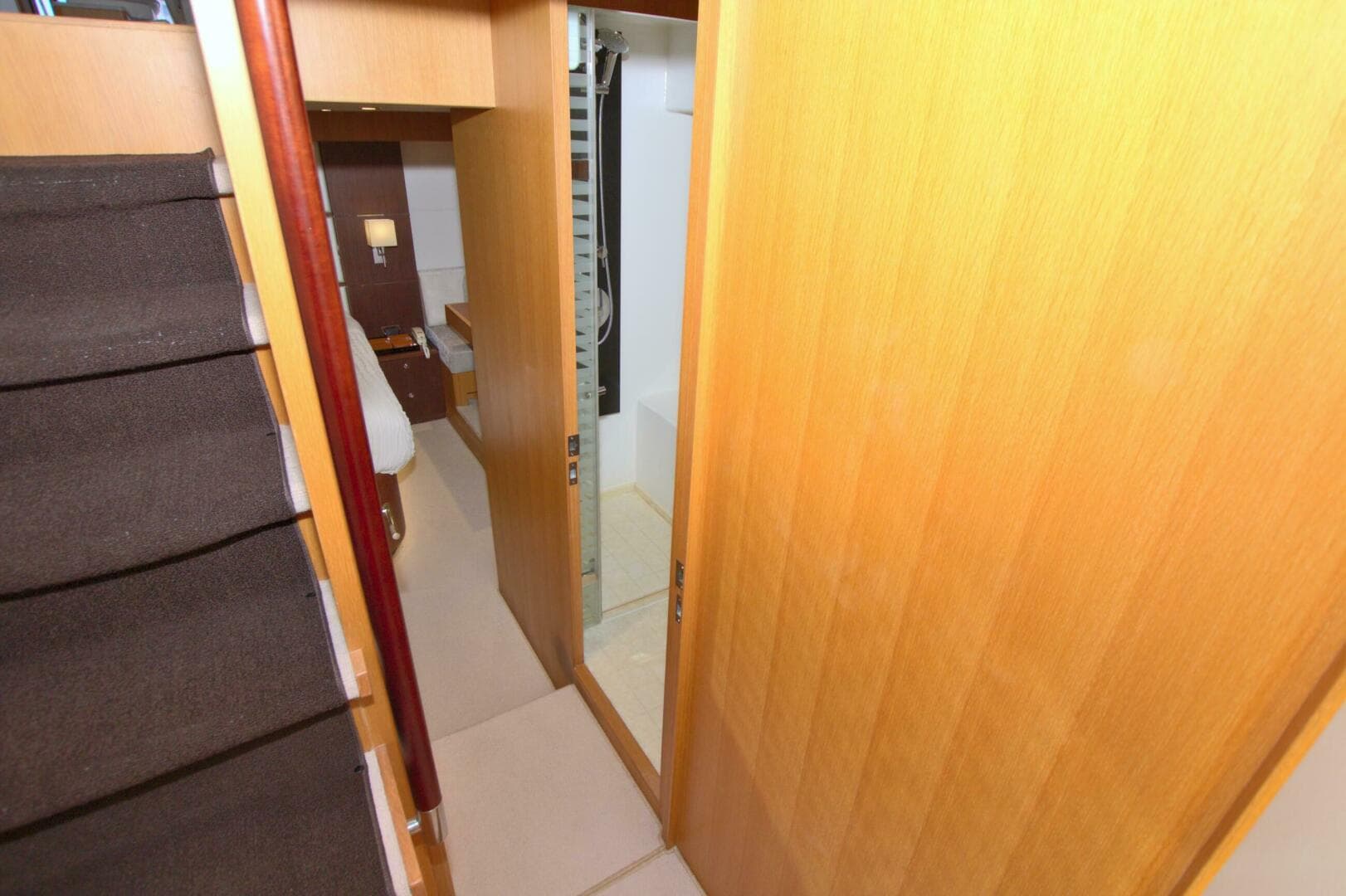 2015 Dyna Yachts 60 Pilothouse Motoryacht