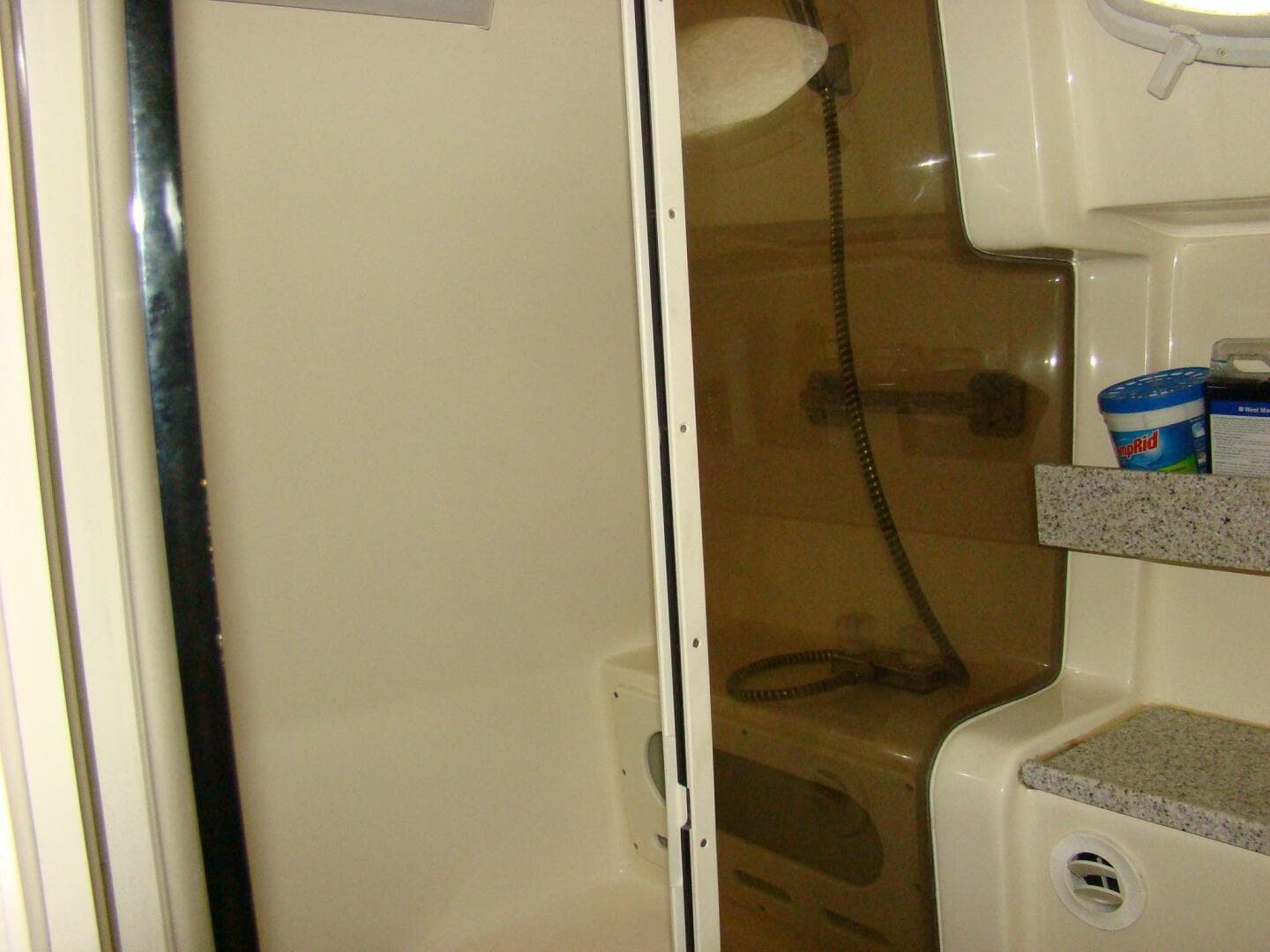 2002 Rinker 342 Fiesta Vee