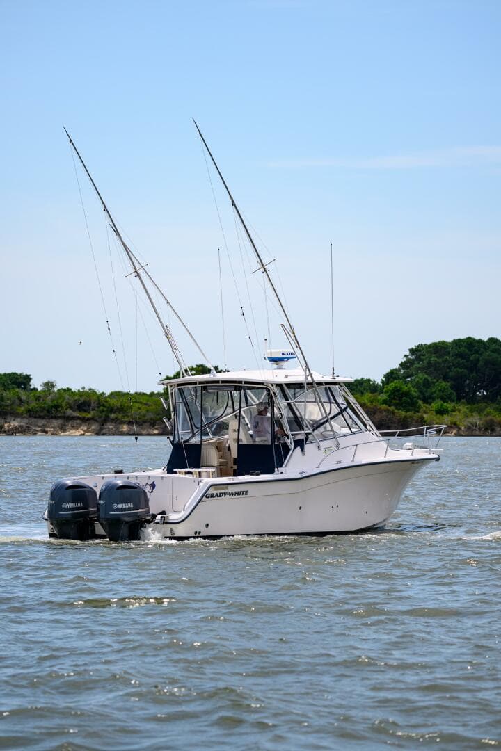 2003 Grady-White 330 Express