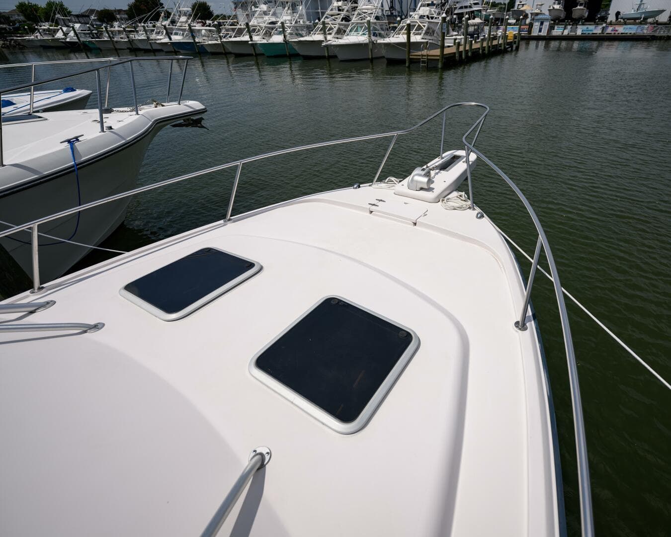 2003 Grady-White 330 Express