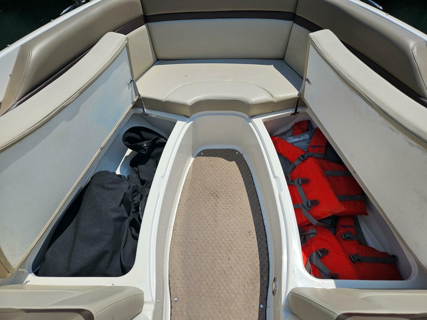 2012 Sea Ray 250 SLX