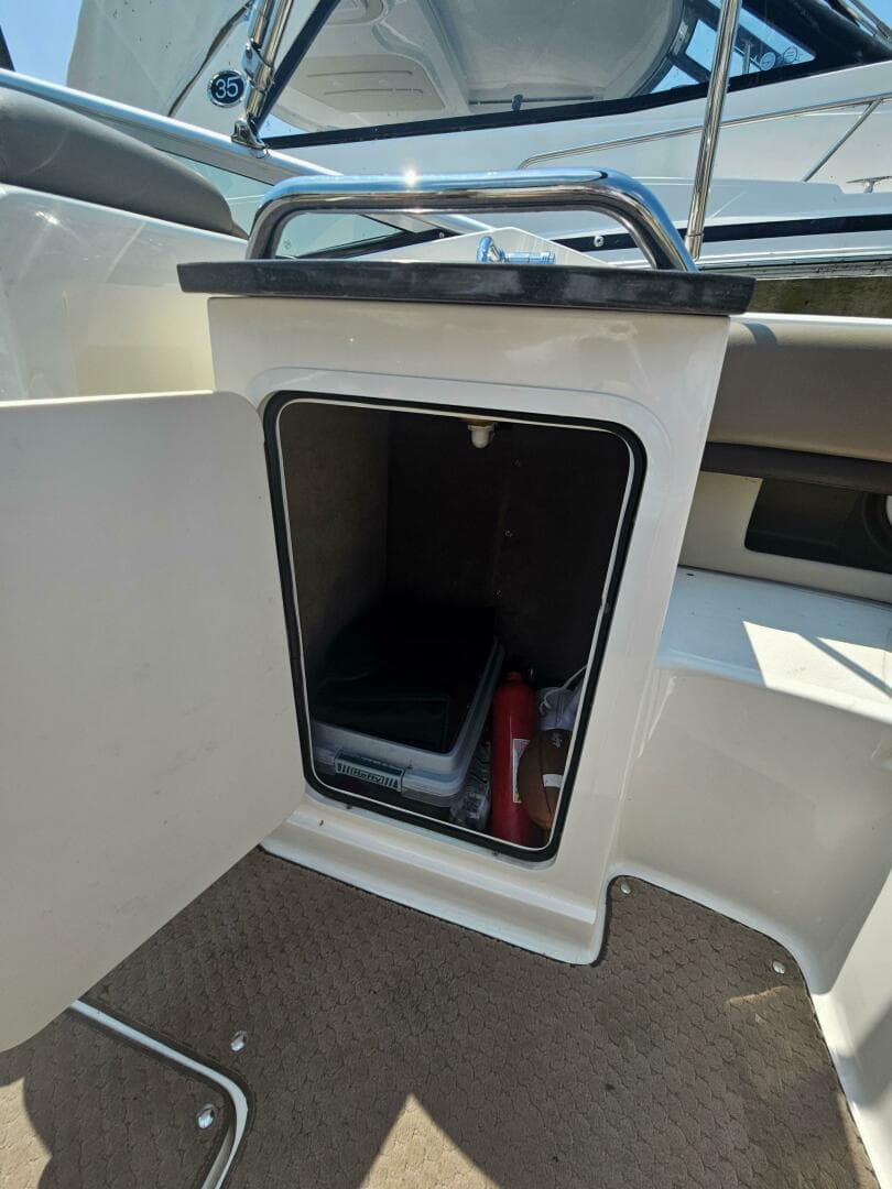 2012 Sea Ray 250 SLX