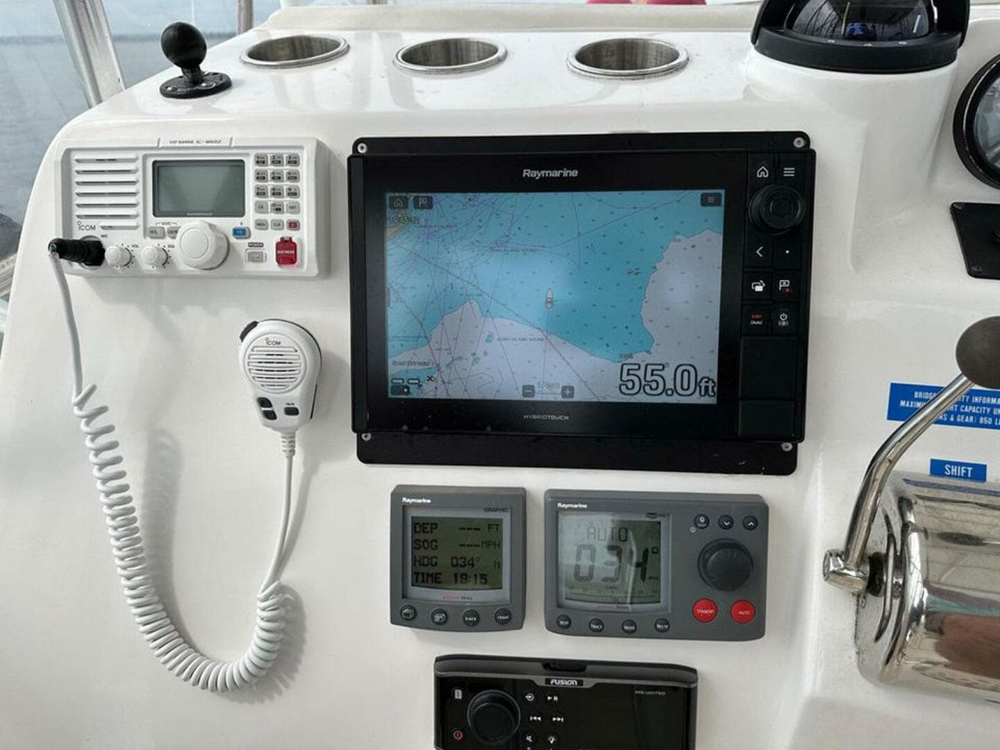 2005 Luhrs 36 Convertible