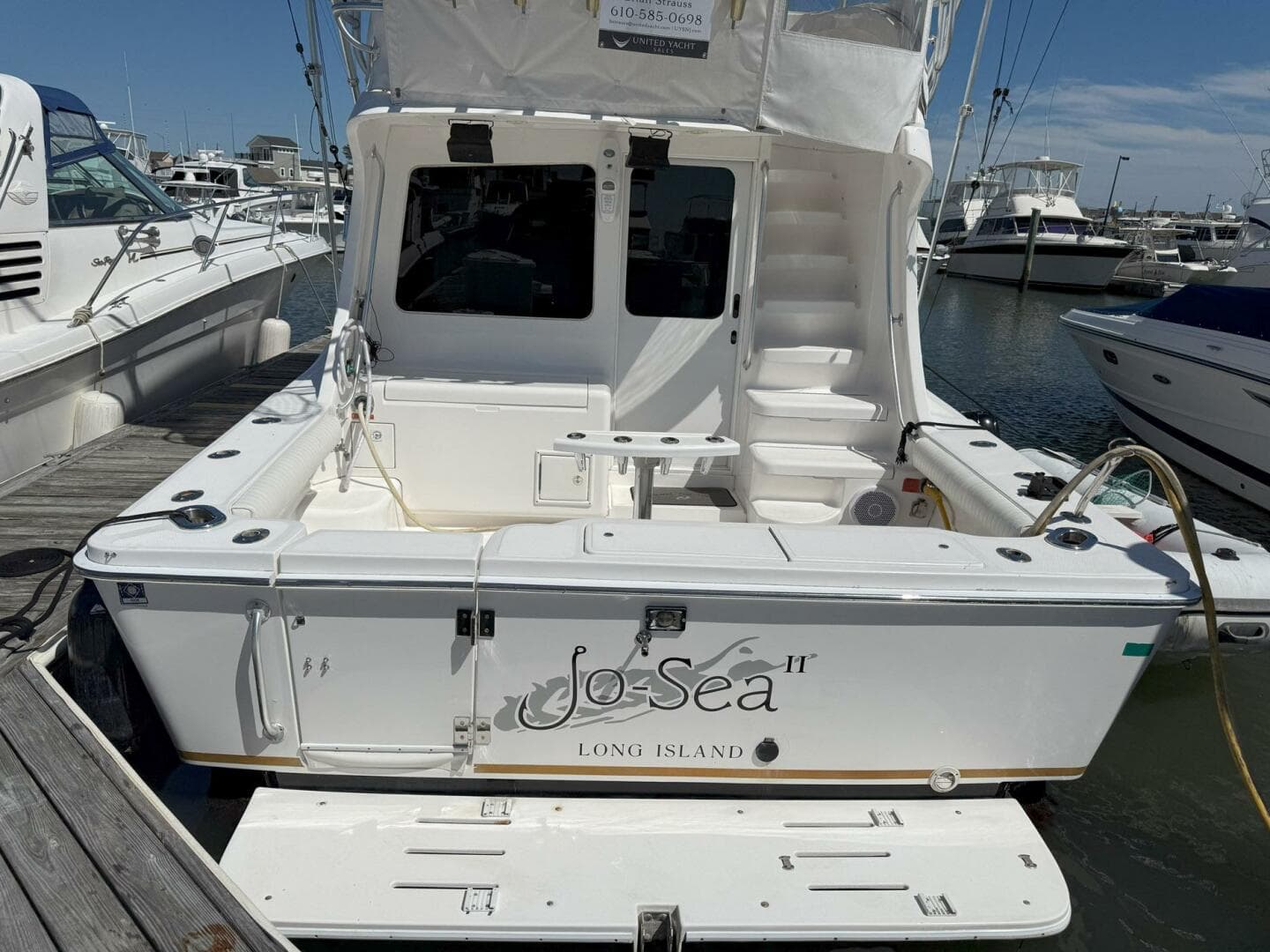 2005 Luhrs 36 Convertible