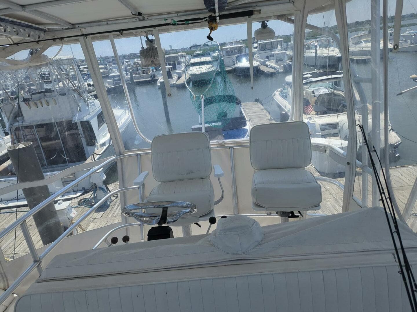 2005 Luhrs 36 Convertible