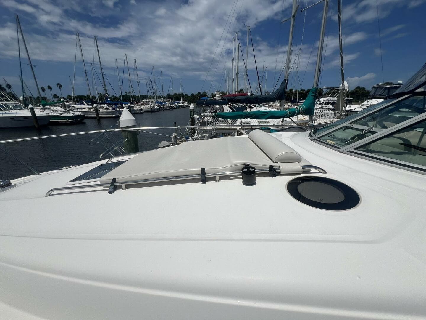 2003 Sea Ray 320 Sundancer