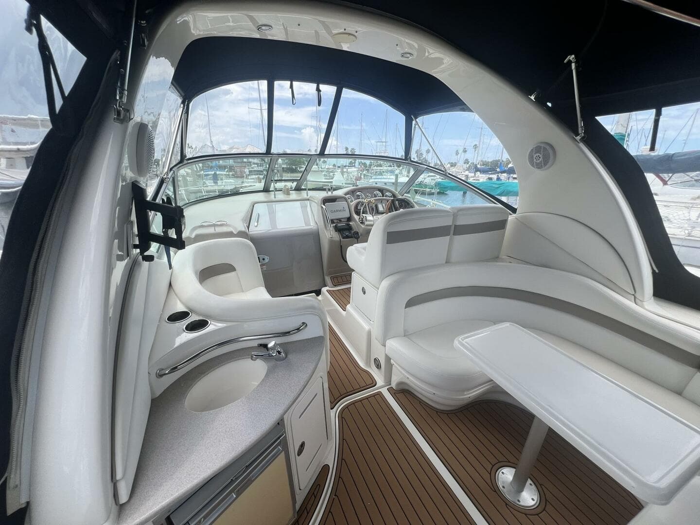 2003 Sea Ray 320 Sundancer