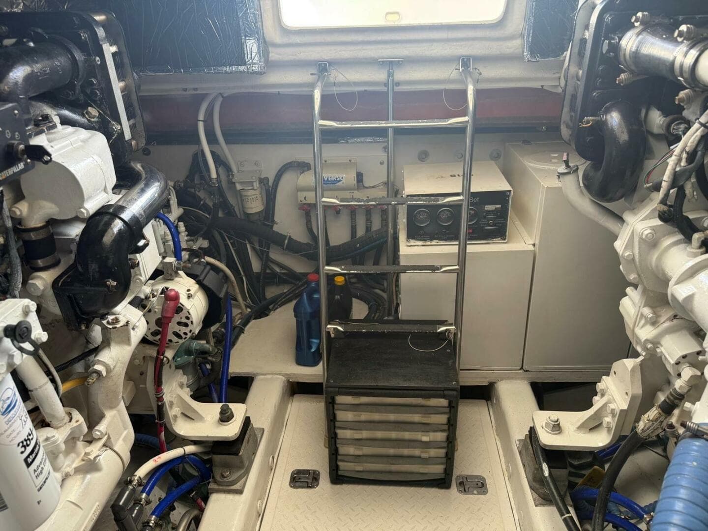 2000 Tiara Yachts 5200 Express