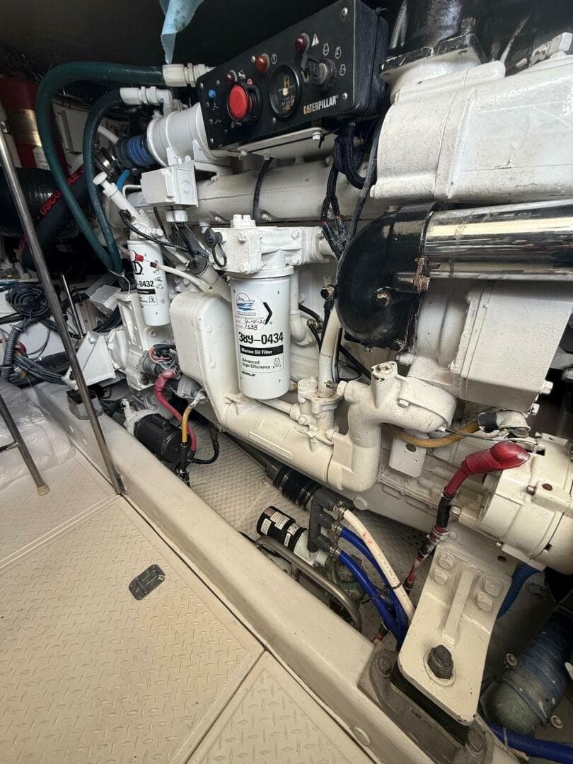 2000 Tiara Yachts 5200 Express