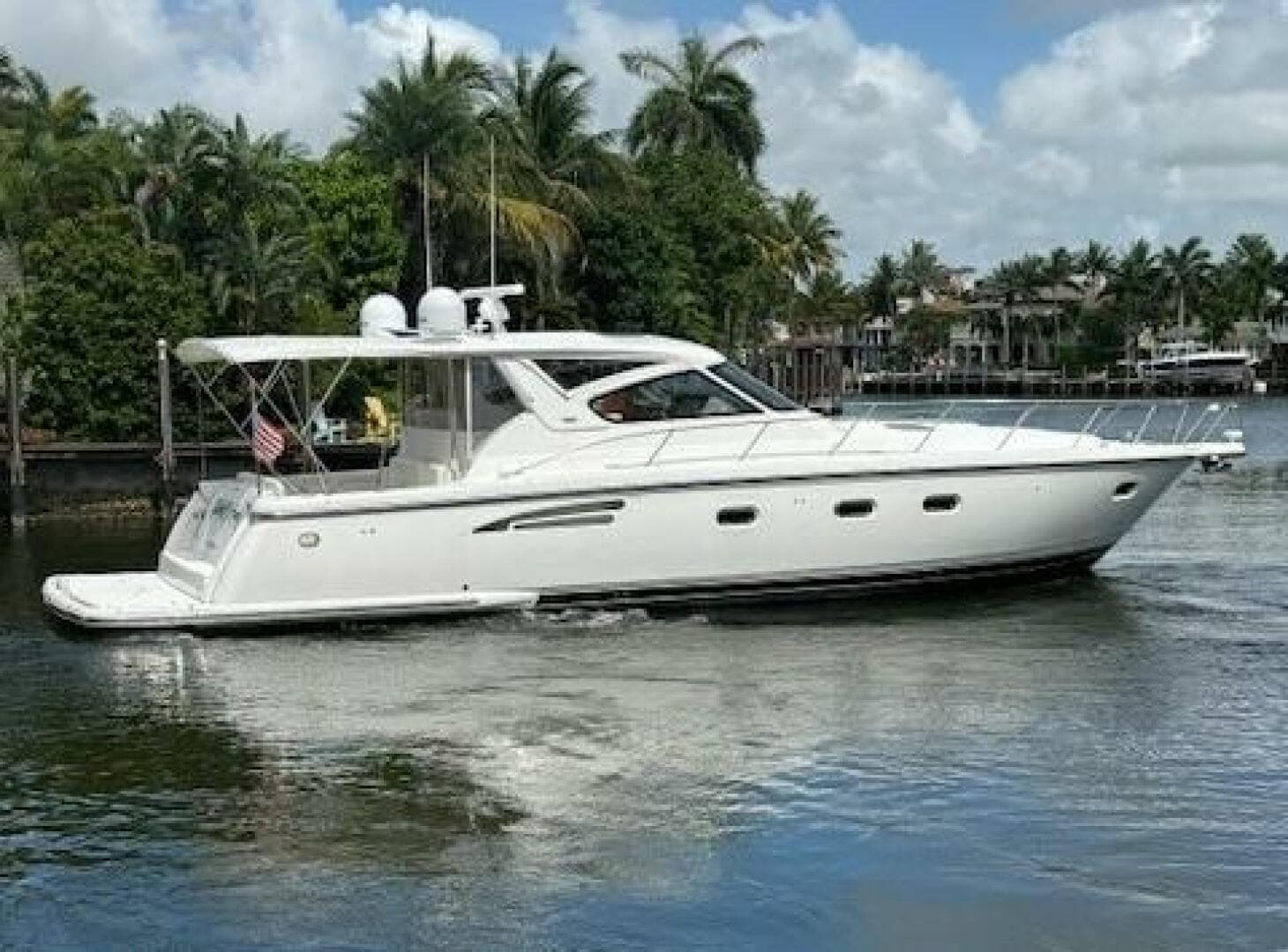 2000 Tiara Yachts 5200 Express