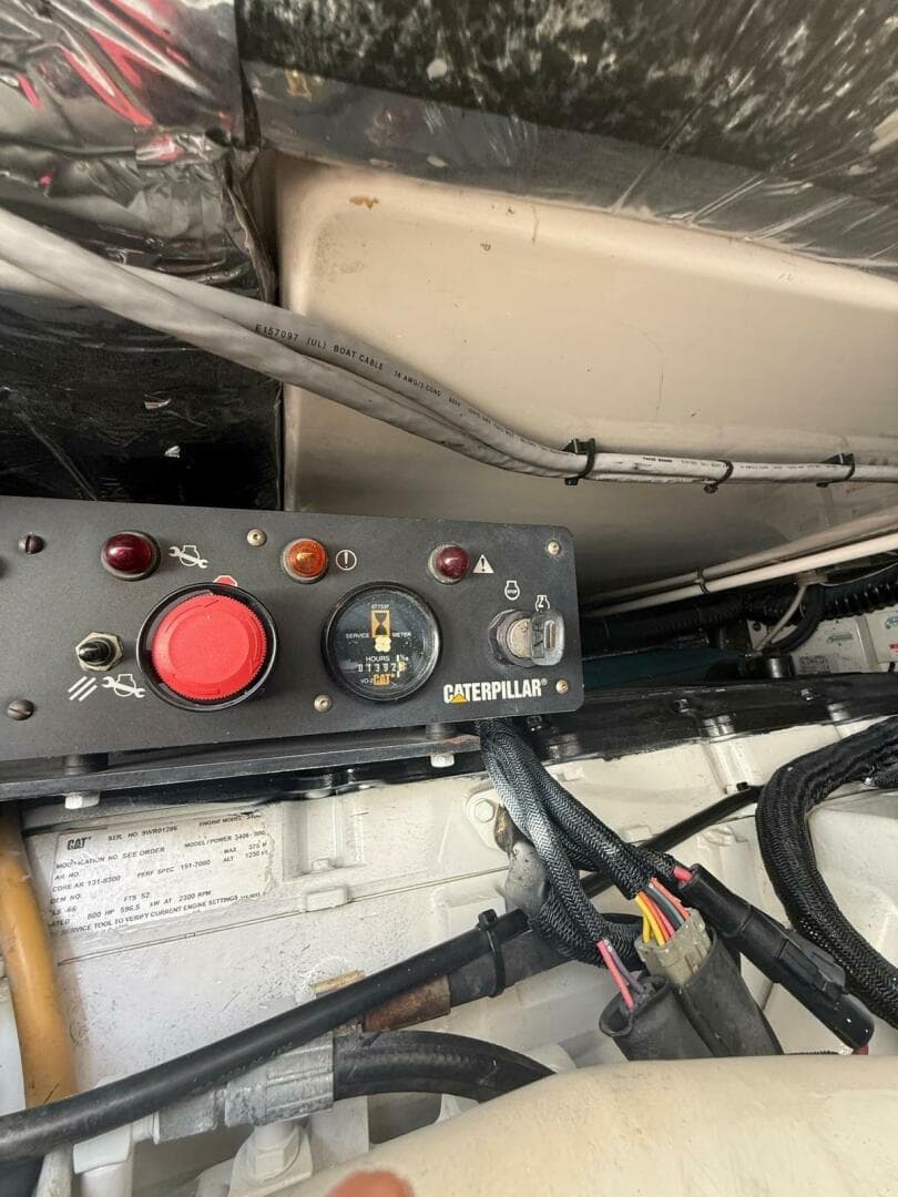 2000 Tiara Yachts 5200 Express