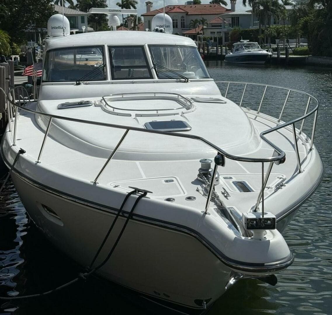 2000 Tiara Yachts 5200 Express