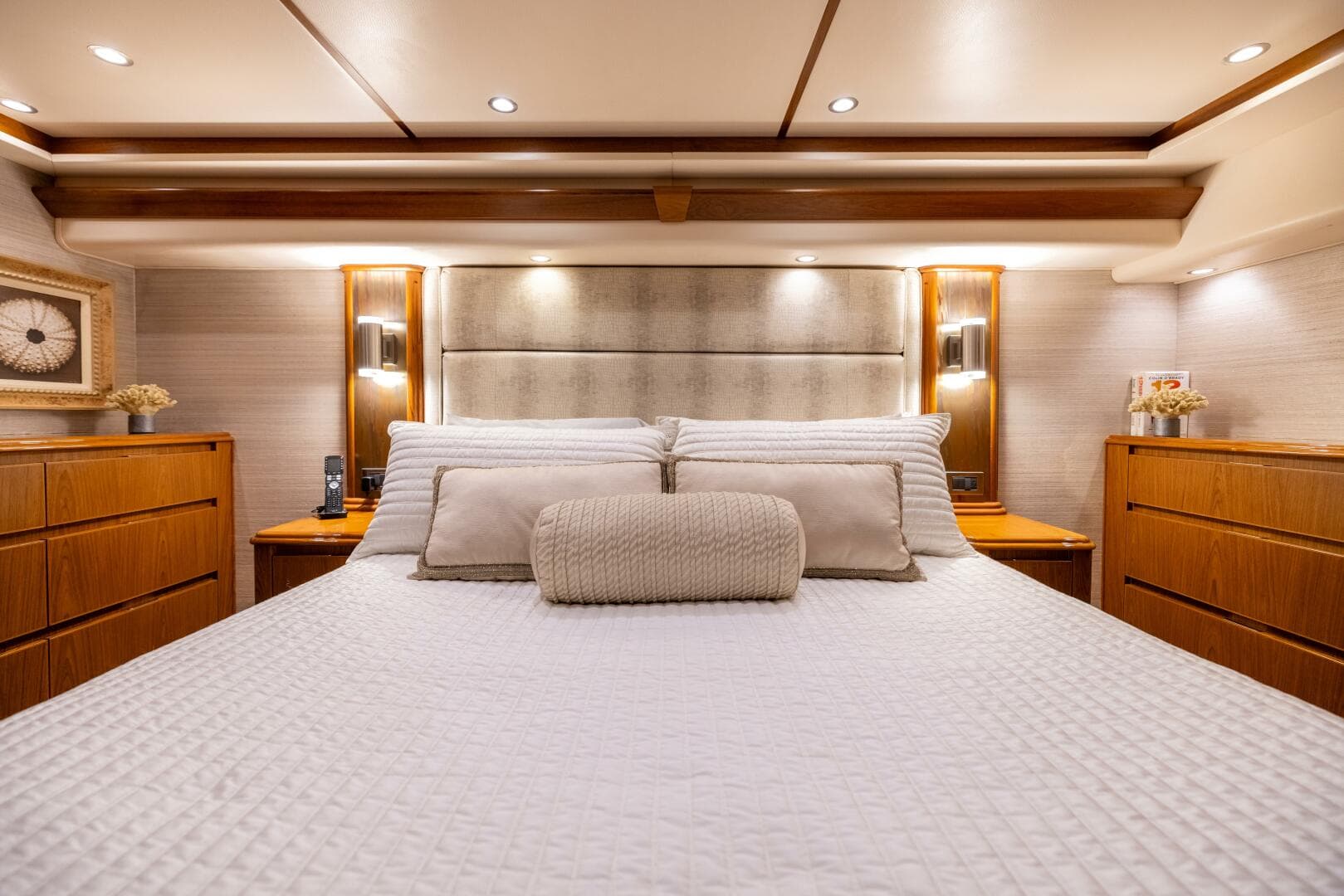 2011 Viking 70 Convertible