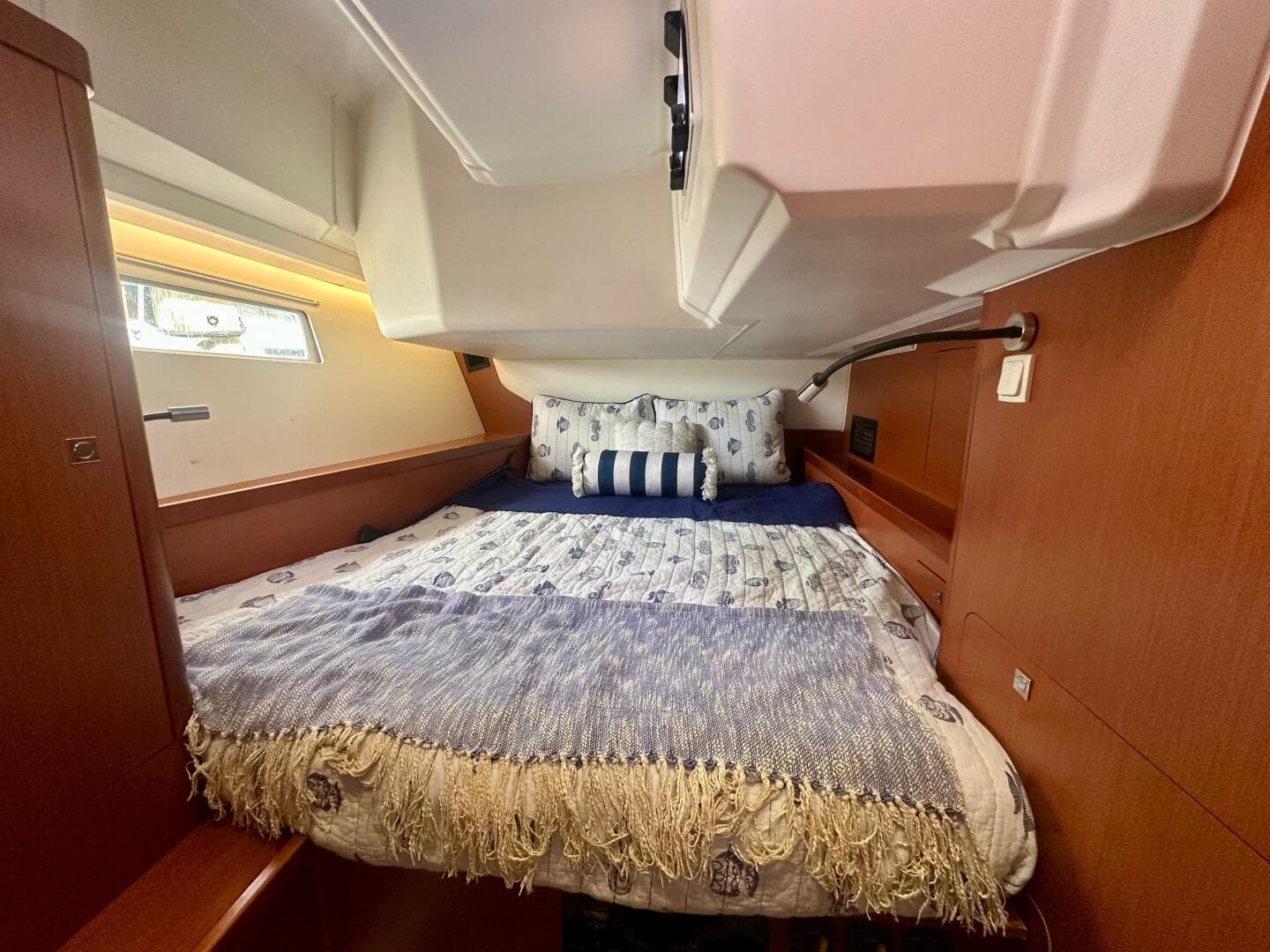 2015 Beneteau Oceanis 45