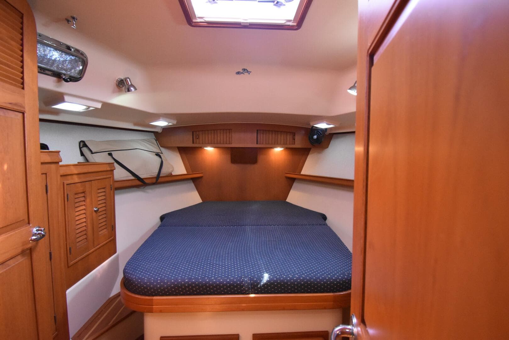 2004 Island Packet 485