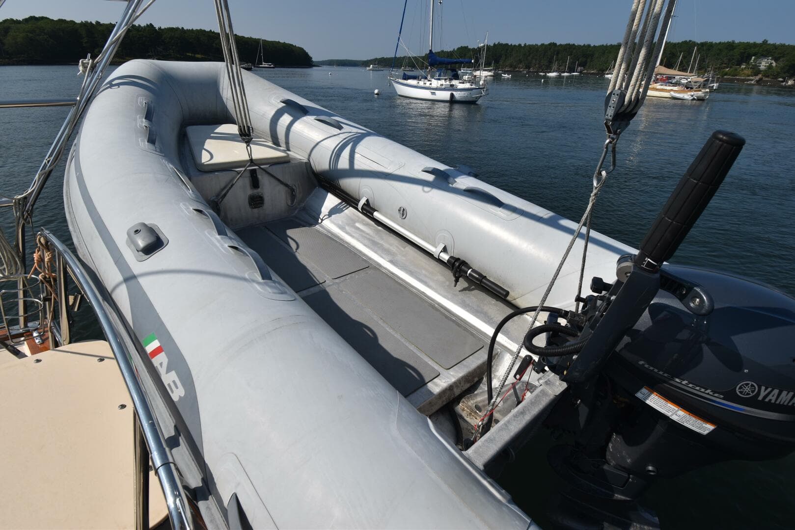 2004 Island Packet 485