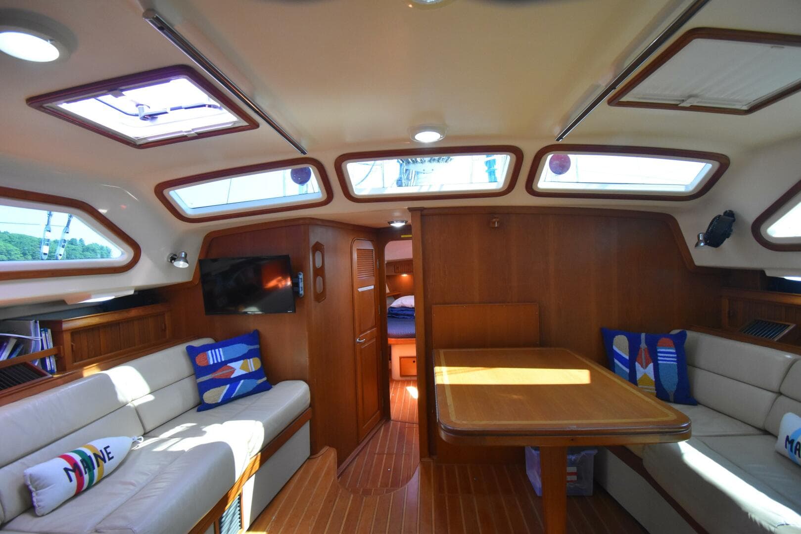 2004 Island Packet 485
