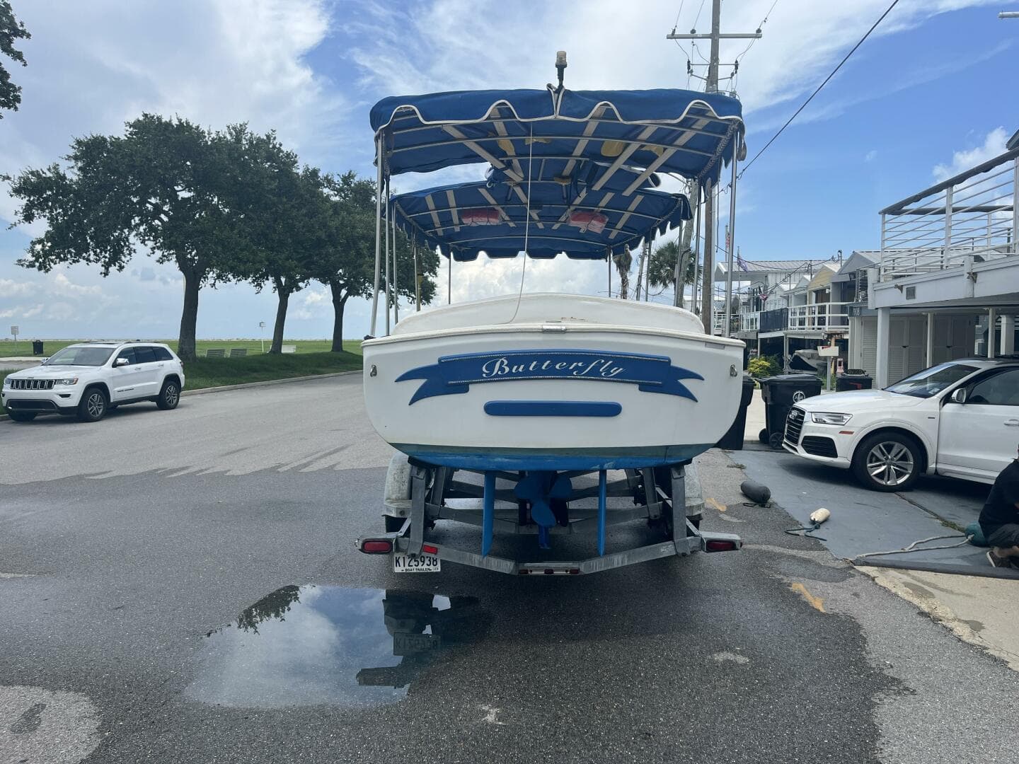 1998 Duffy Classic 21 - Transom on Trailer