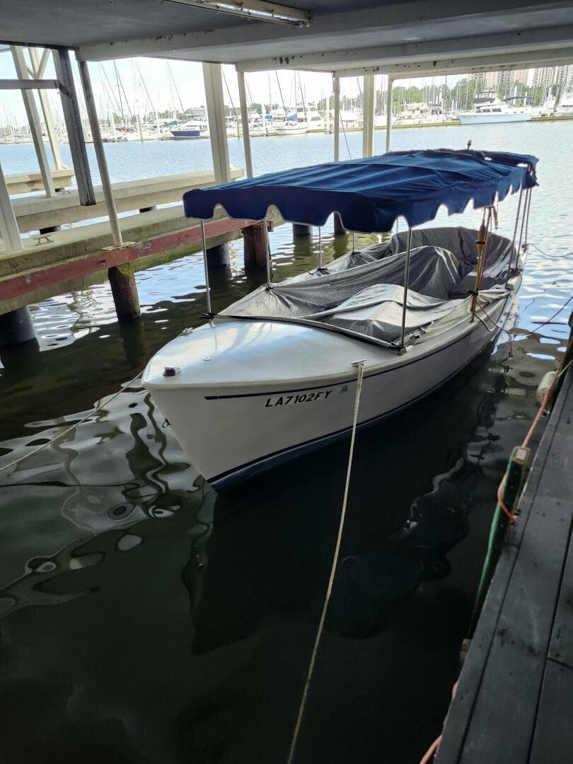 1998 Duffy Classic 21 - Boat House Kept