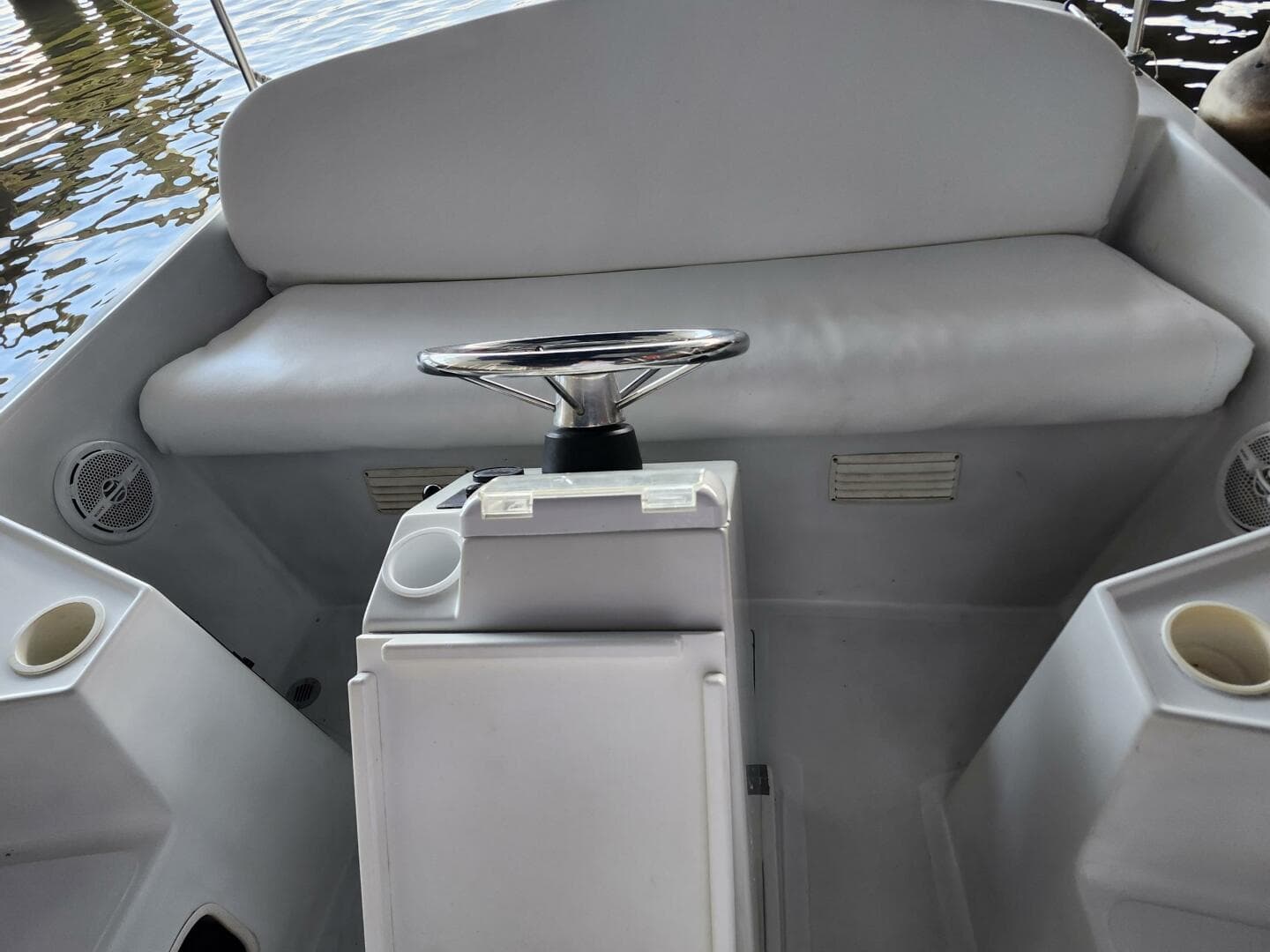 1998 Duffy Classic 21 - Helm Station