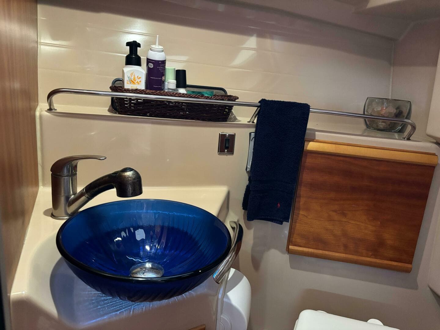 2017 Cutwater C-28 Deluxe