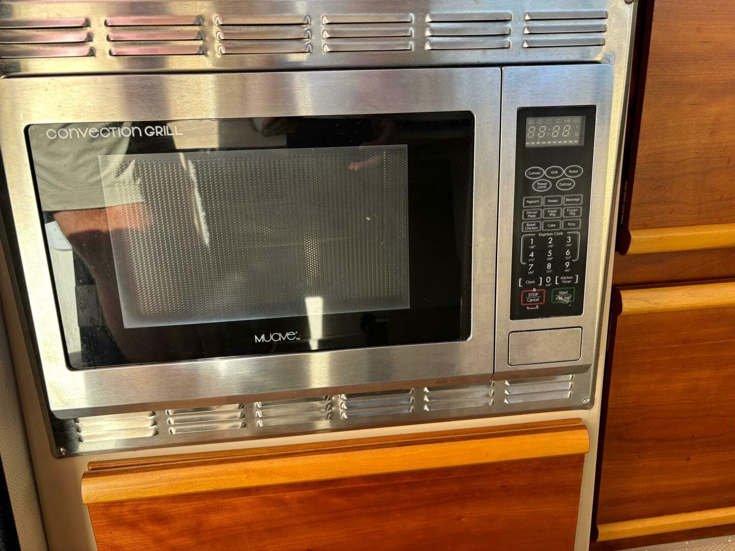 2017 Cutwater C-28 Deluxe