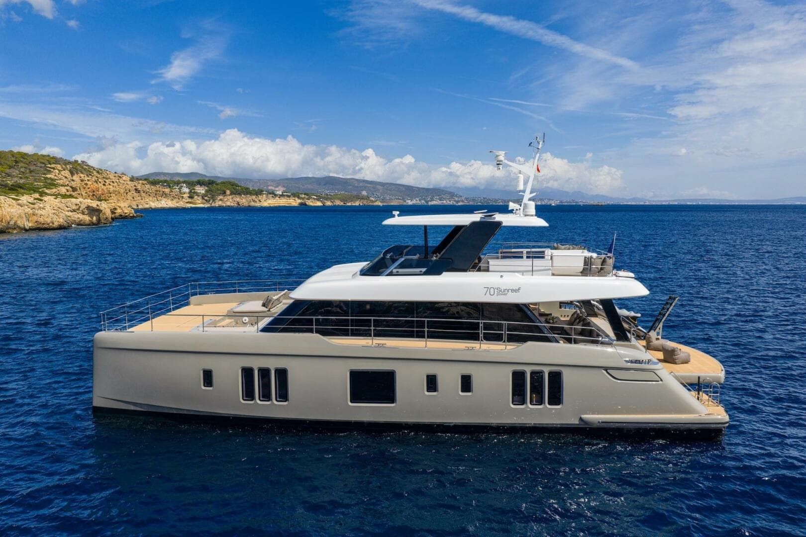 2024 Sunreef Power Catamaran