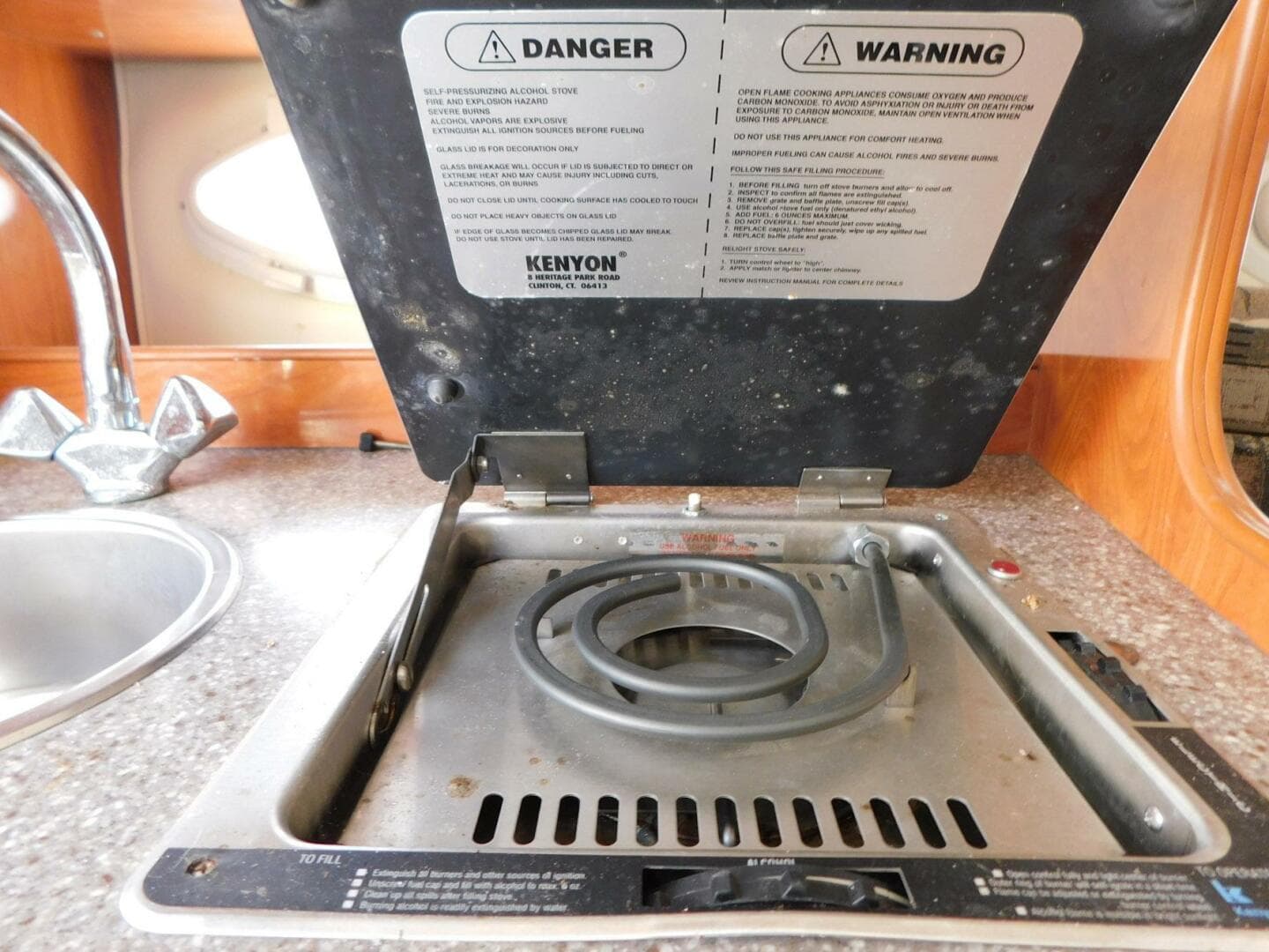 2004 Rinker Fiesta Vee 270