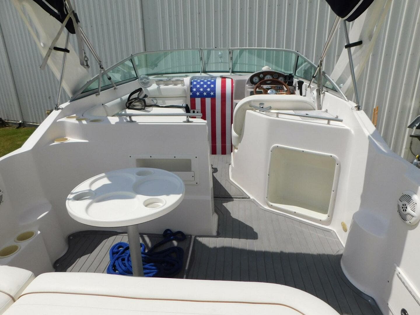 2004 Rinker Fiesta Vee 270