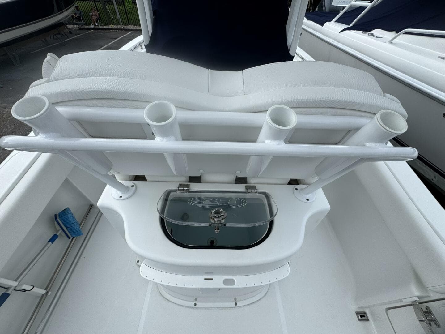 2017 Sea Hunt 235 Ultra SE