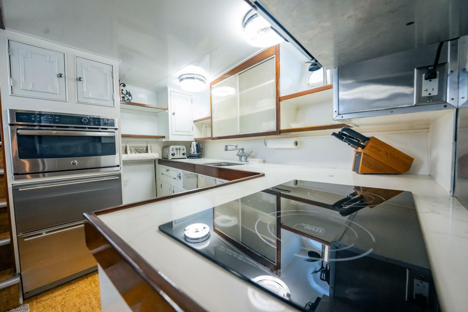 1964 Burger 64 Motor Yacht