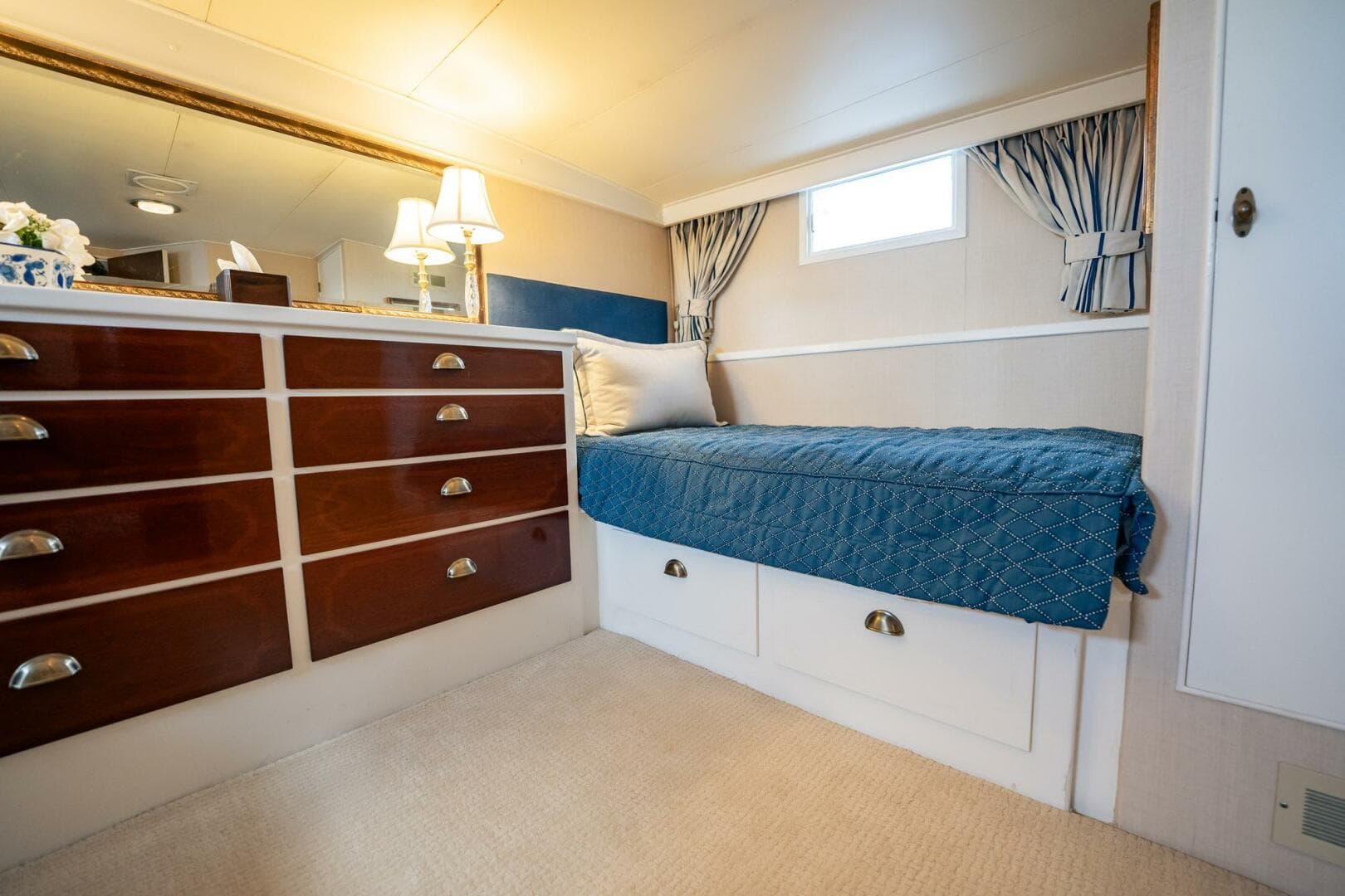 1964 Burger 64 Motor Yacht