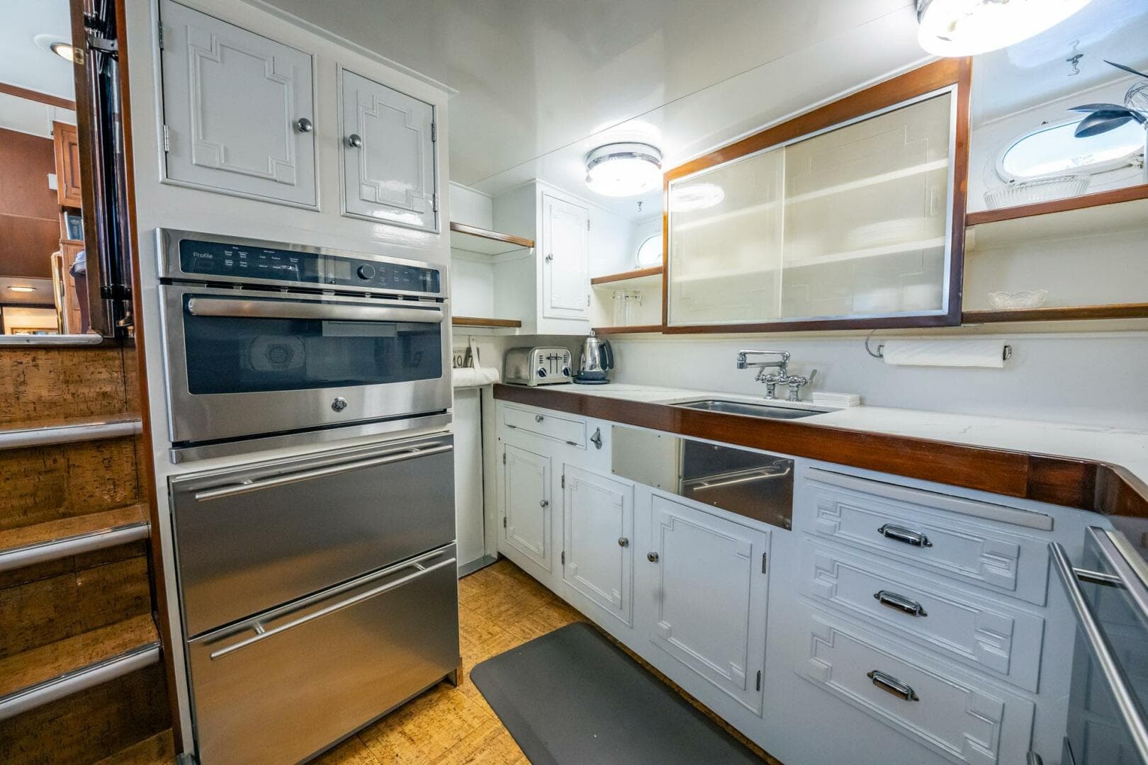 1964 Burger 64 Motor Yacht