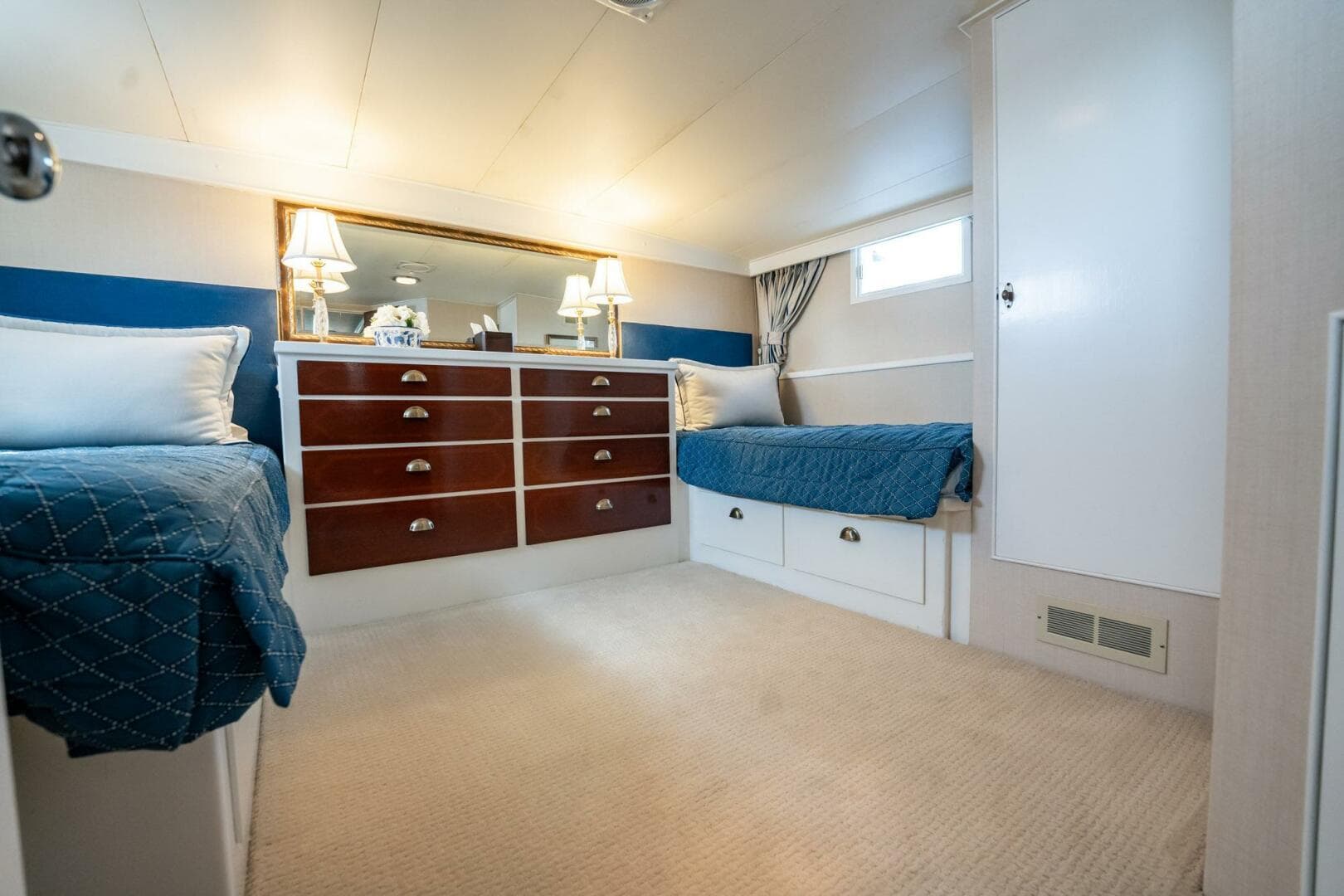 1964 Burger 64 Motor Yacht