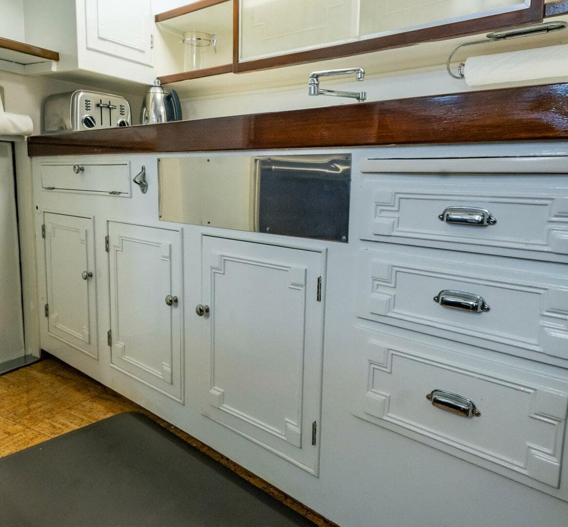 1964 Burger 64 Motor Yacht