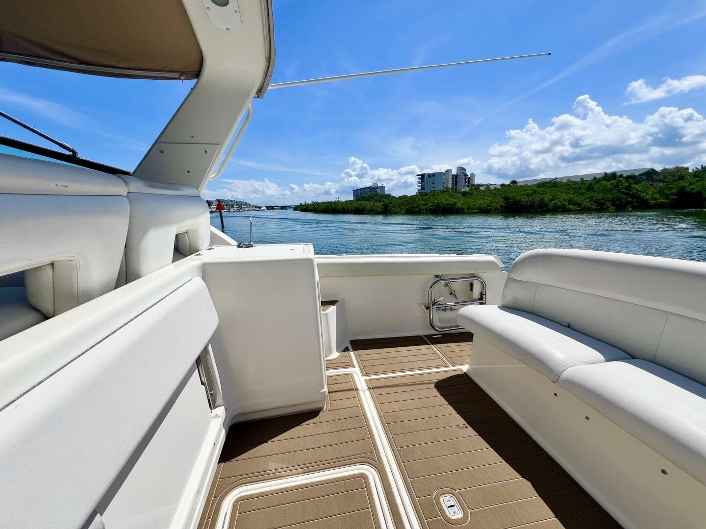 1998 Tiara Yachts 3500 Express