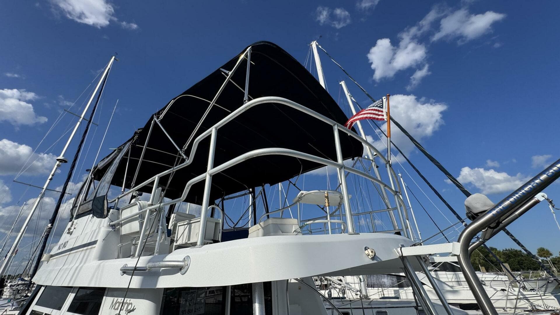 1999 Mainship 350 Flybridge