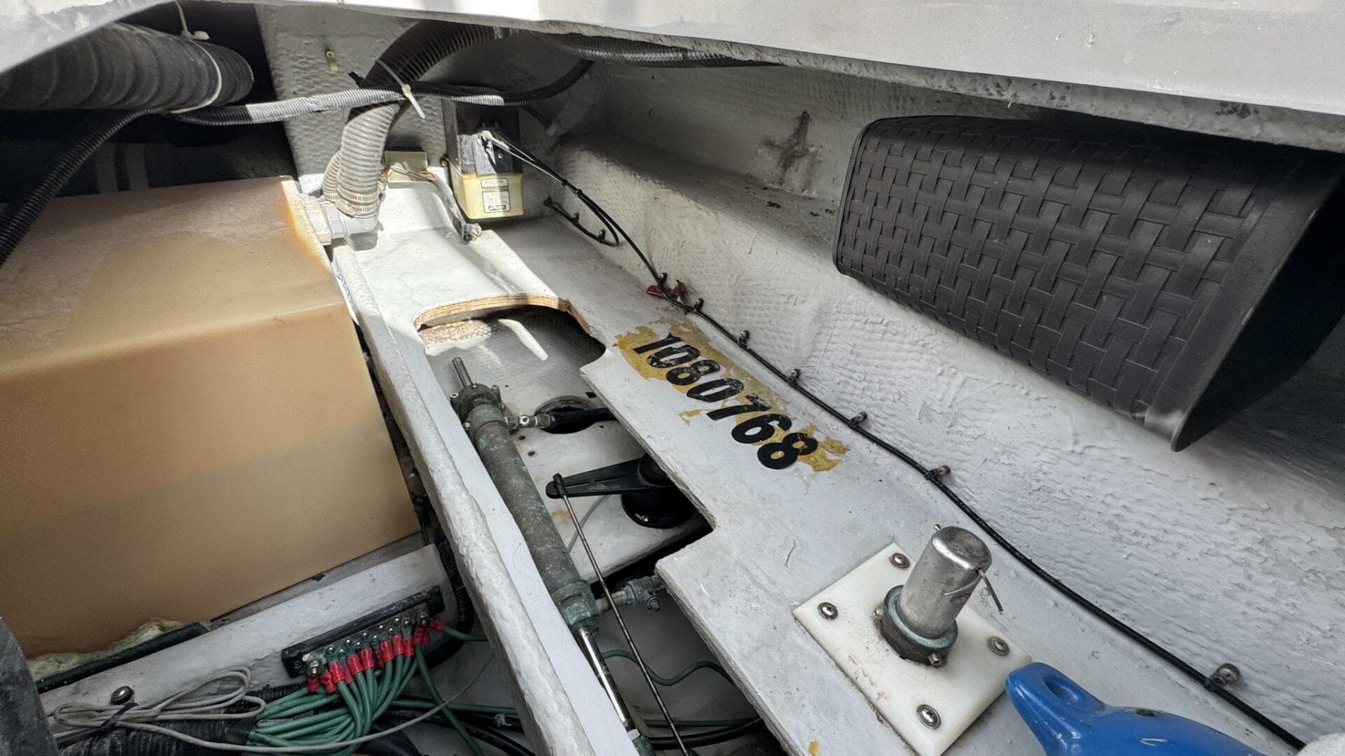 1999 Mainship 350 Engine Room