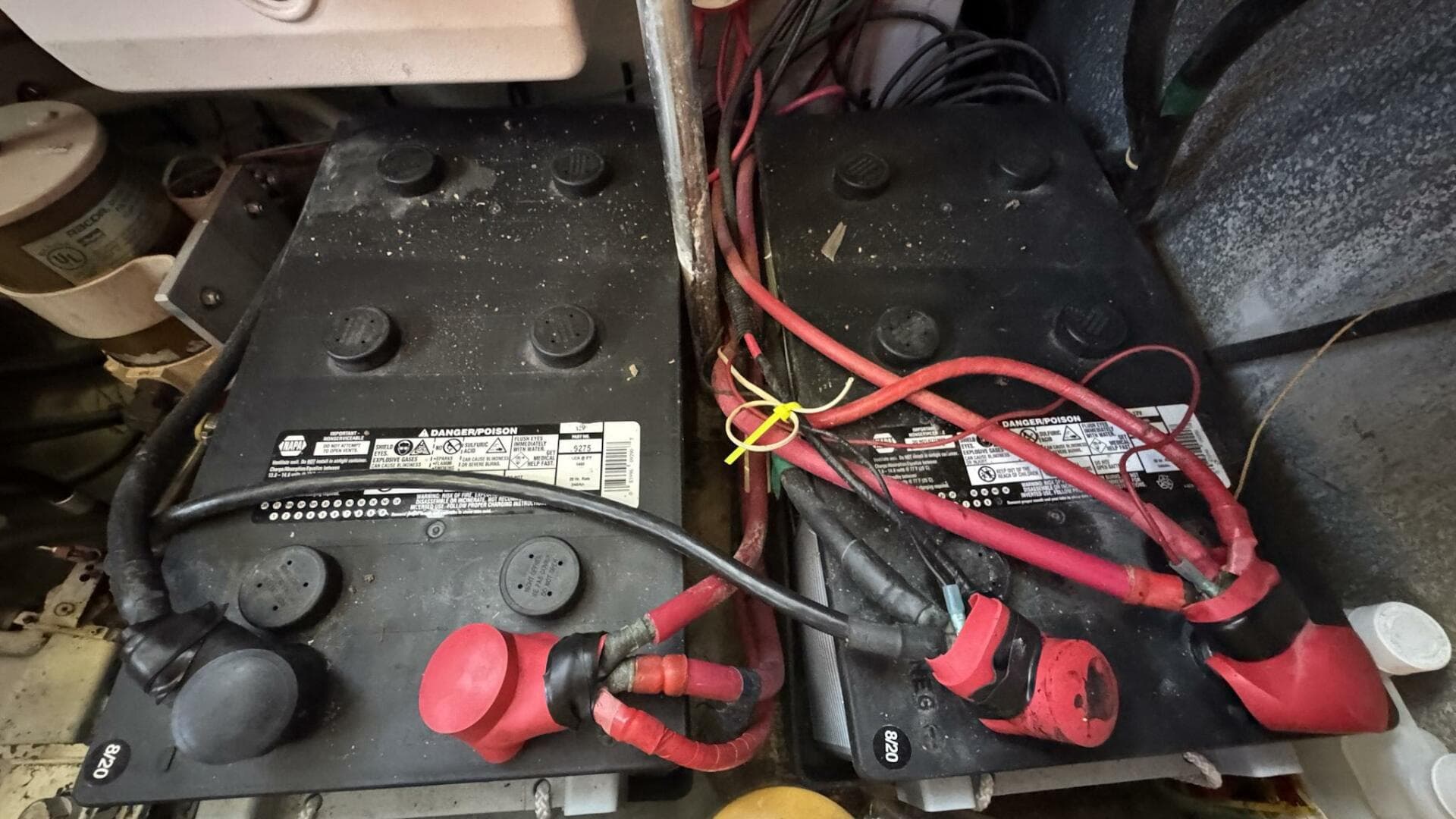 1999 Mainship 350 Engine Room