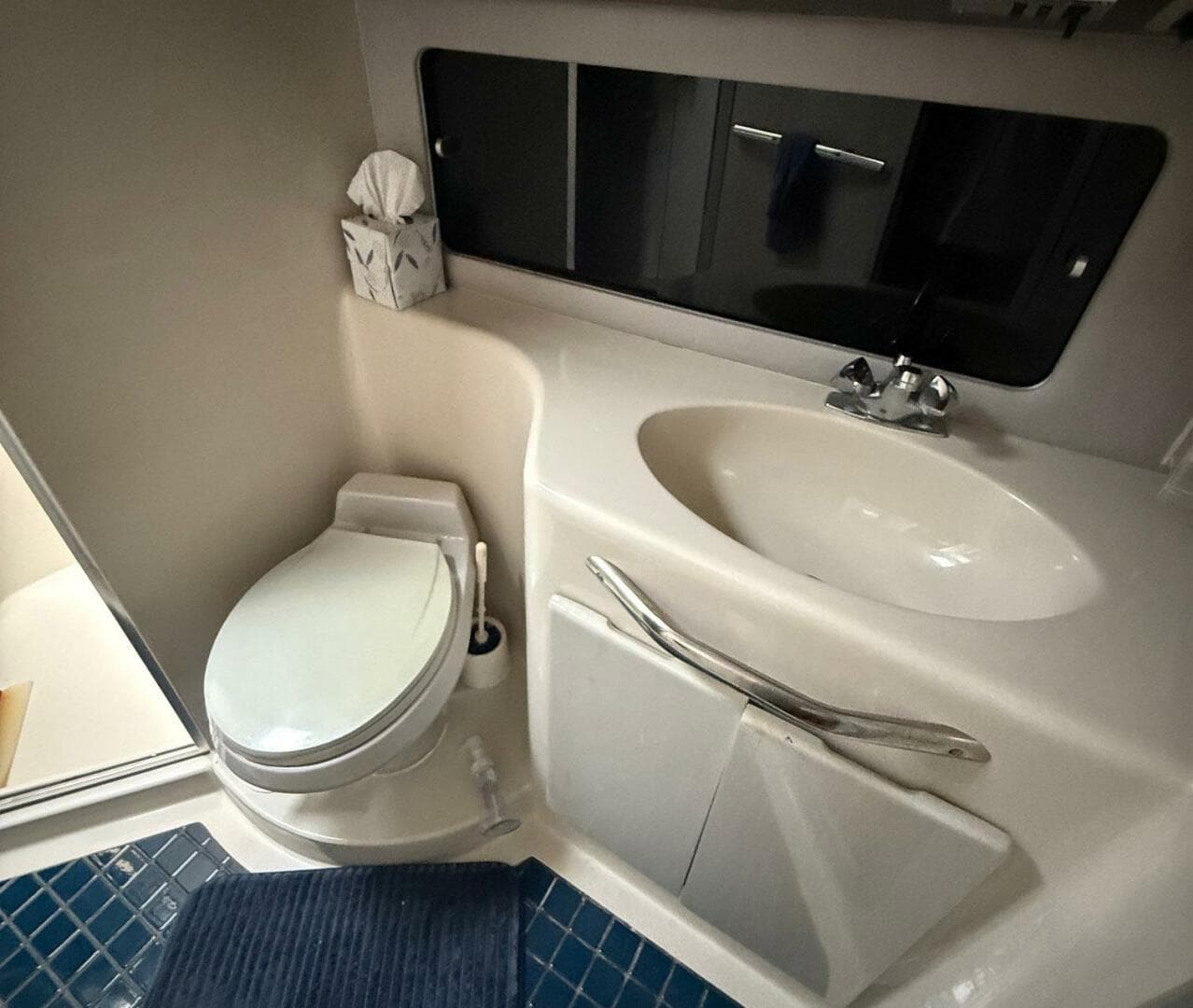 1989 Sea Ray 460 Express Cruiser