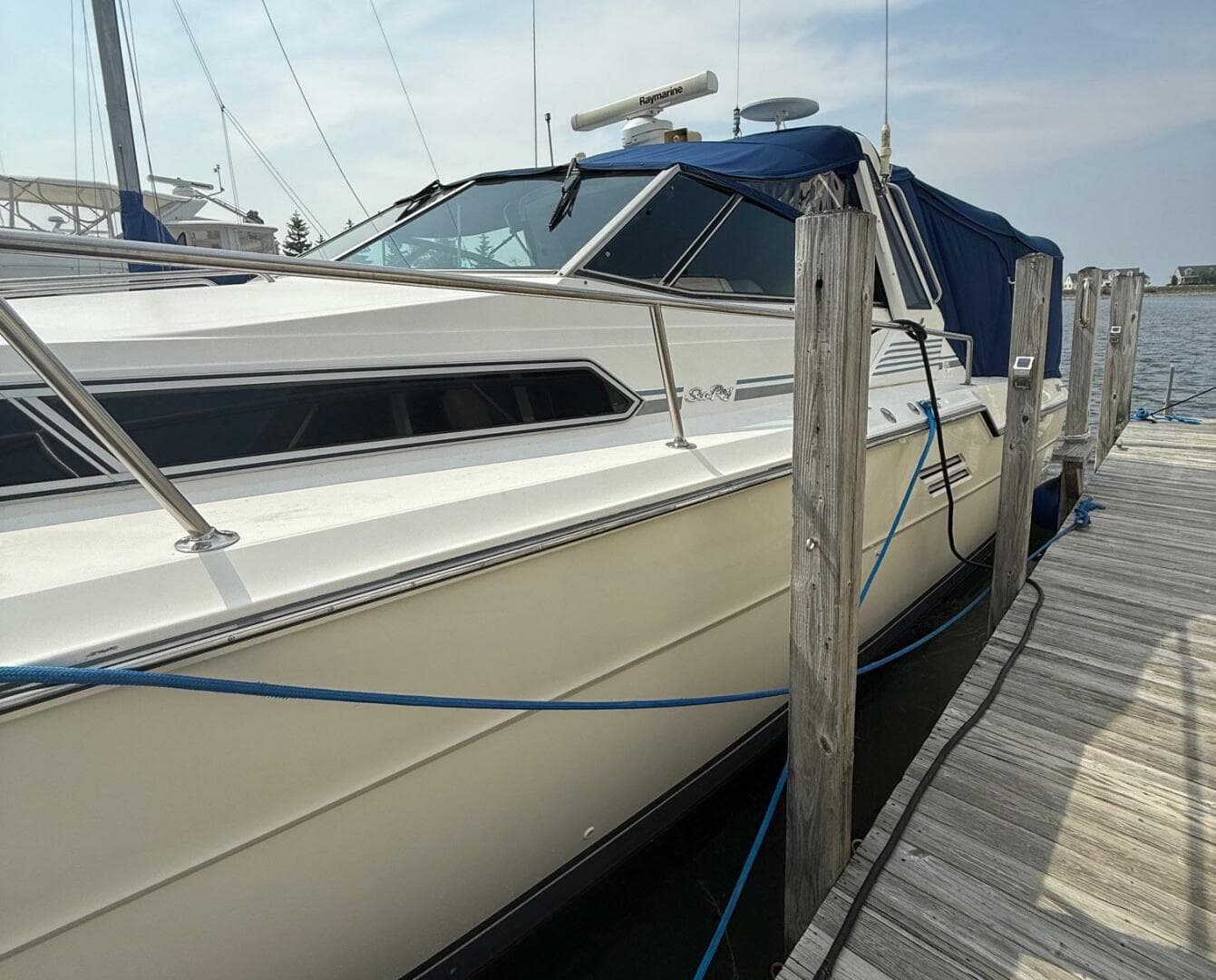 1989 Sea Ray 460 Express Cruiser