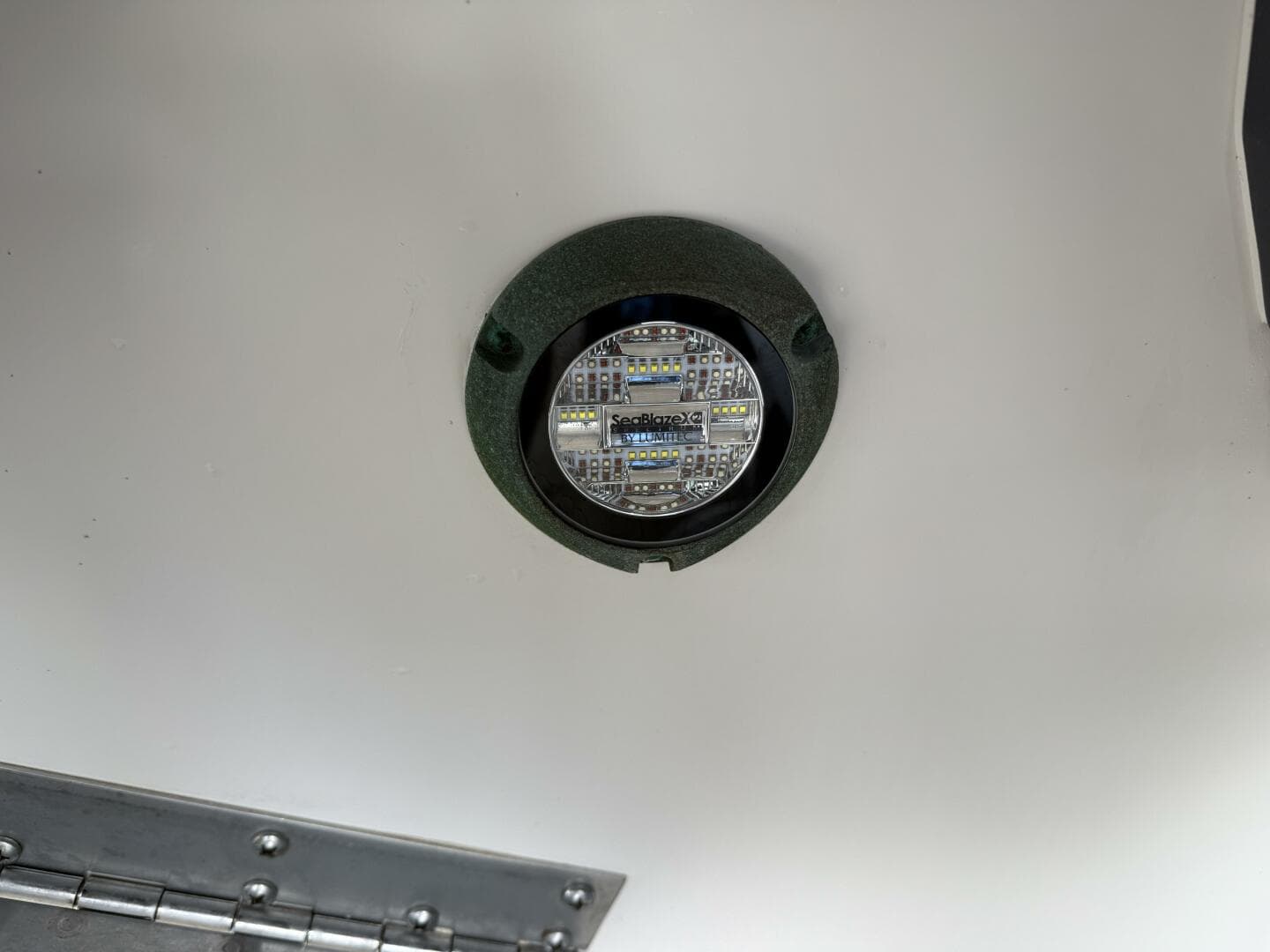 2013 Pursuit 365 SCI