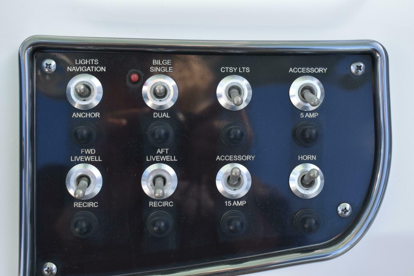 2023 NauticStar 231 Hybrid