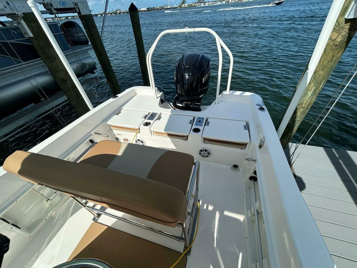 2023 NauticStar 231 Hybrid