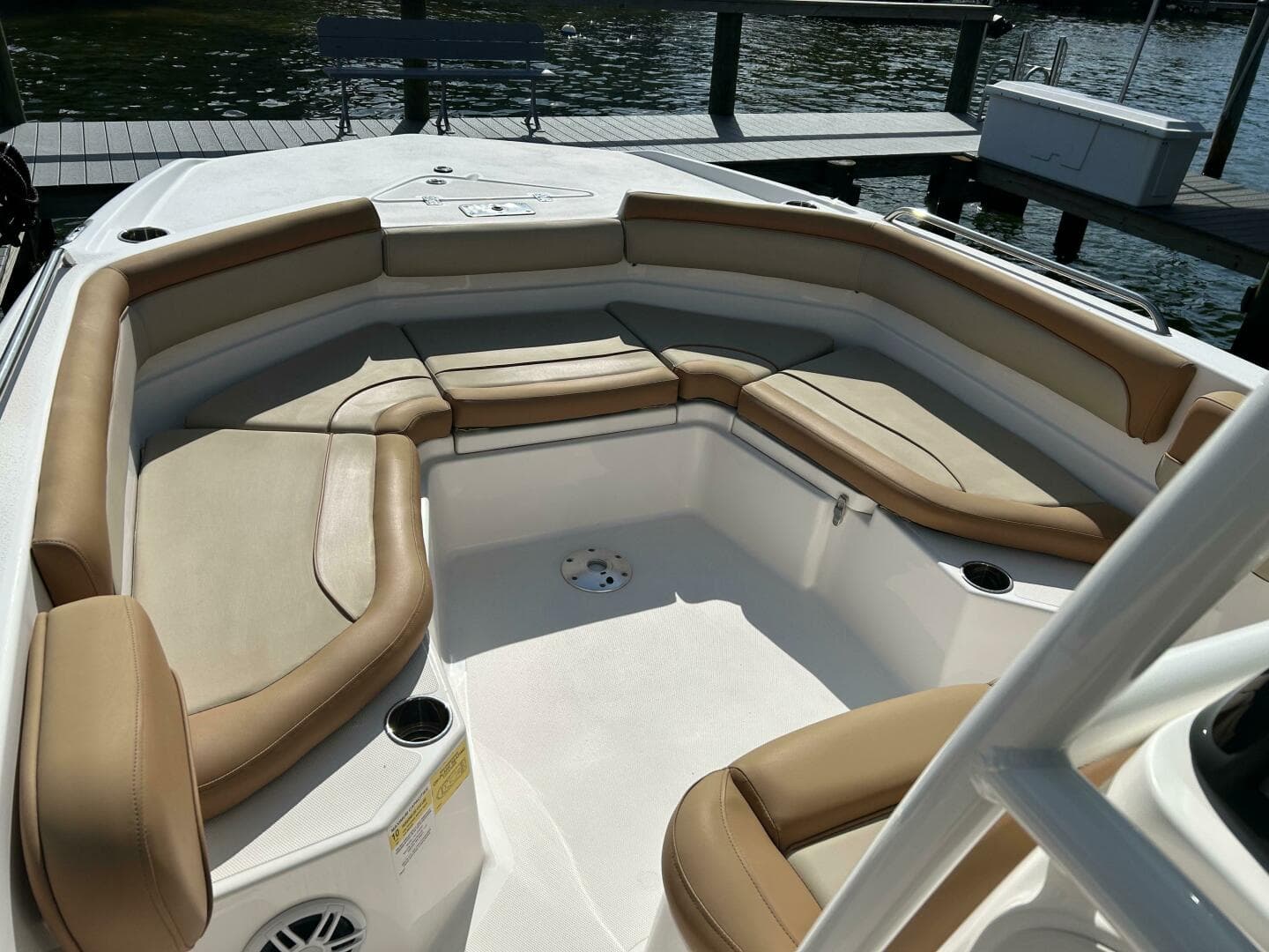 2023 NauticStar 231 Hybrid