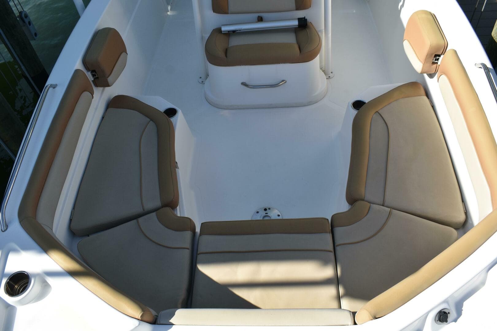 2023 NauticStar 231 Hybrid