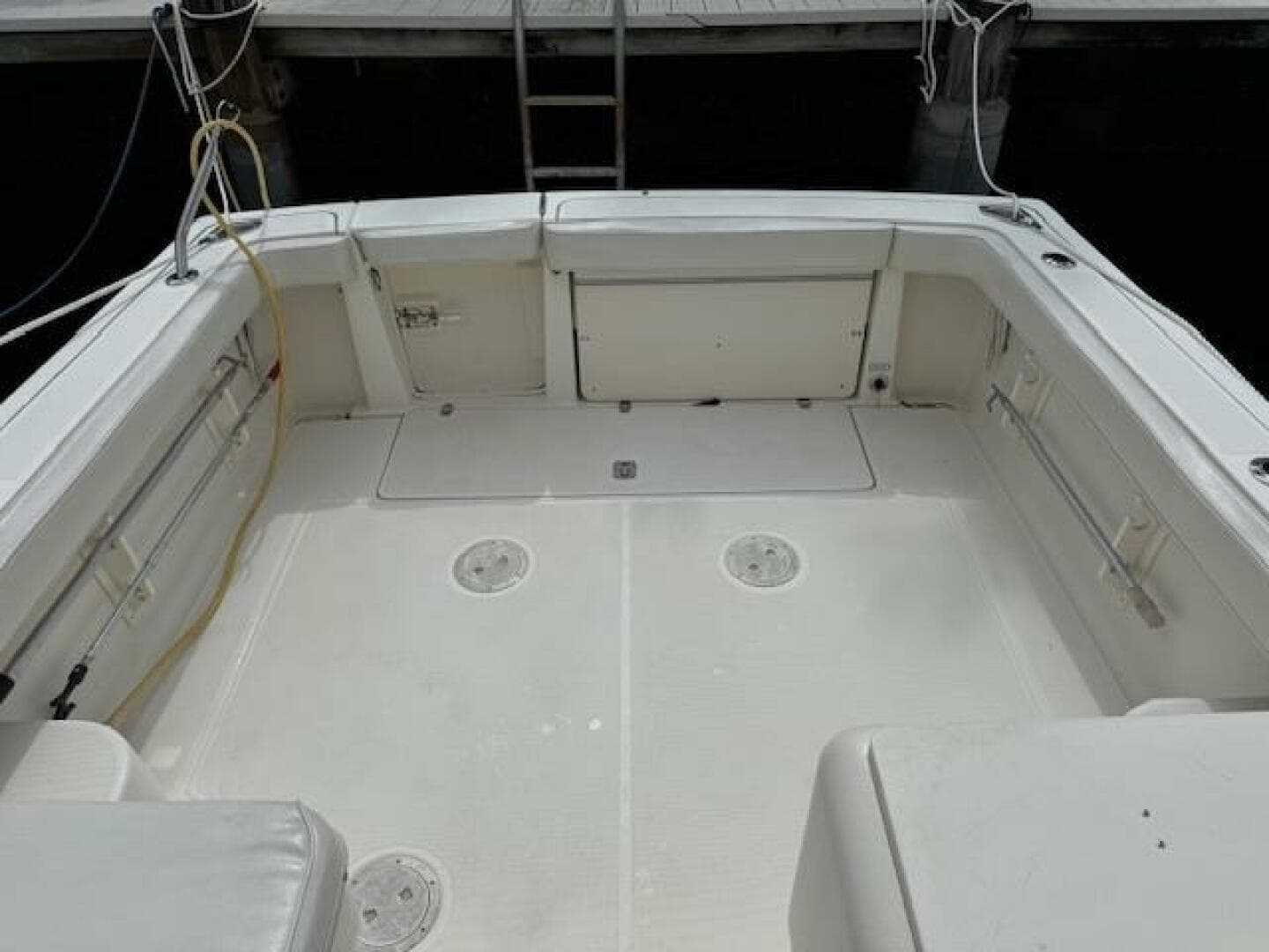 2002 Pursuit 3000 Express