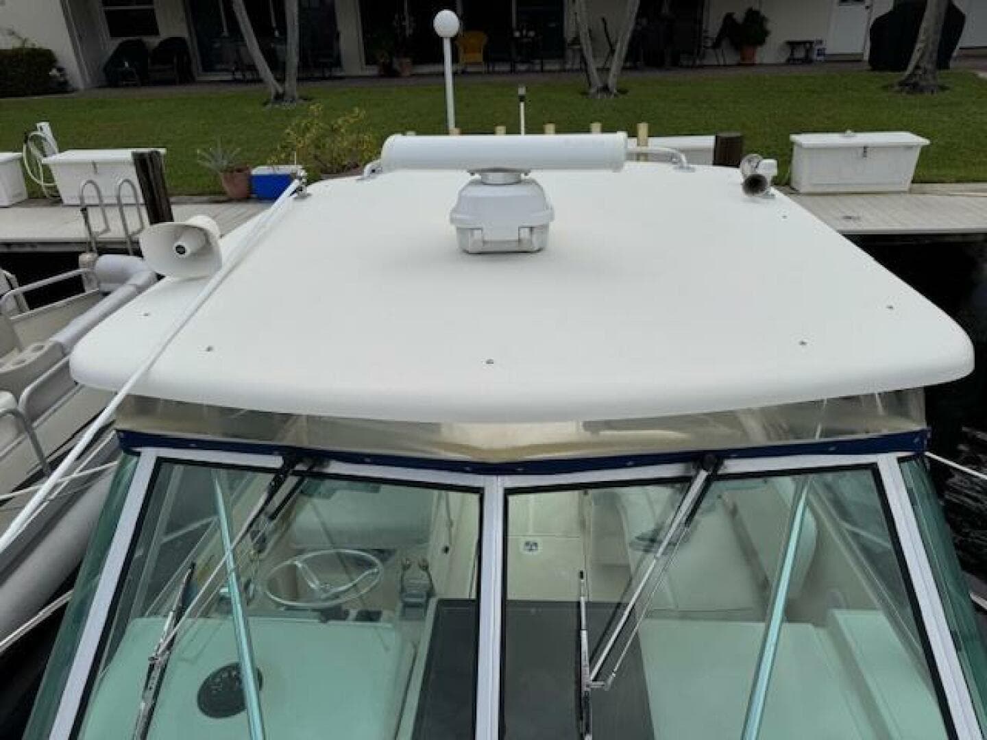 2002 Pursuit 3000 Express